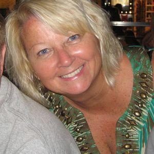 Meet your Posher, Debbie